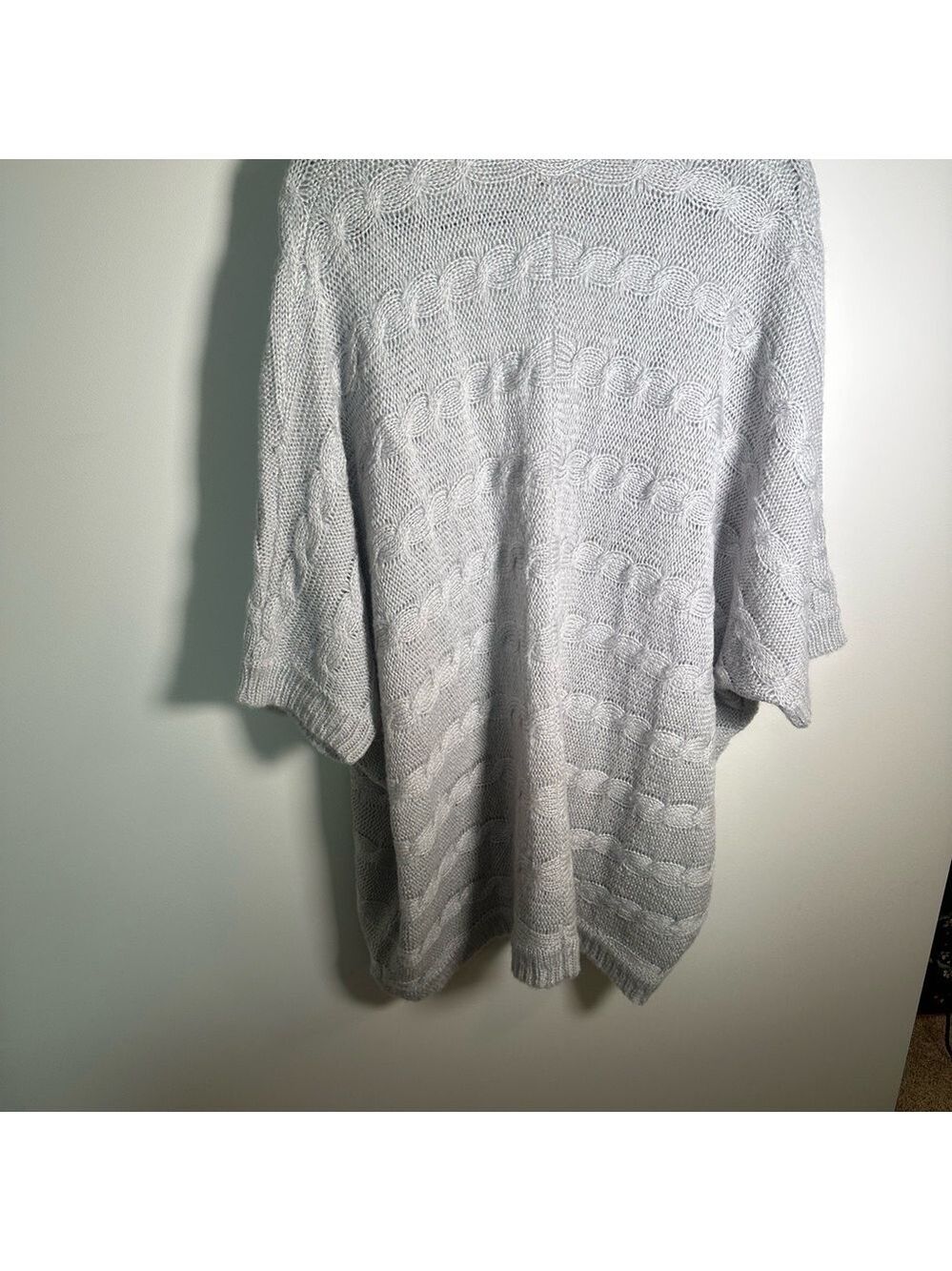 Gray Women's Sweater 1X - Picture 6 of 6
